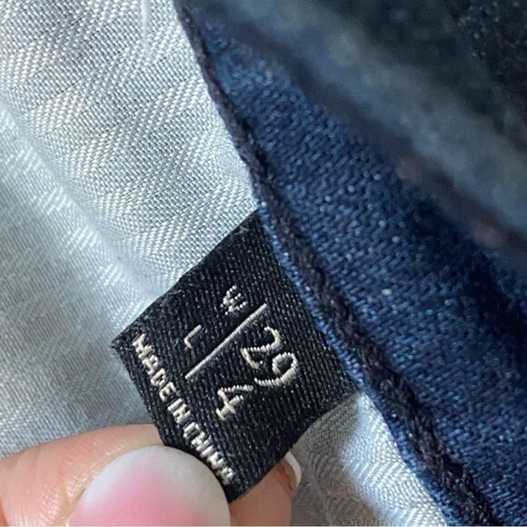 Abercrombie & Fitch Shorts Dark Wash 29 Waist Rolled Hem - Picture 5 of 12